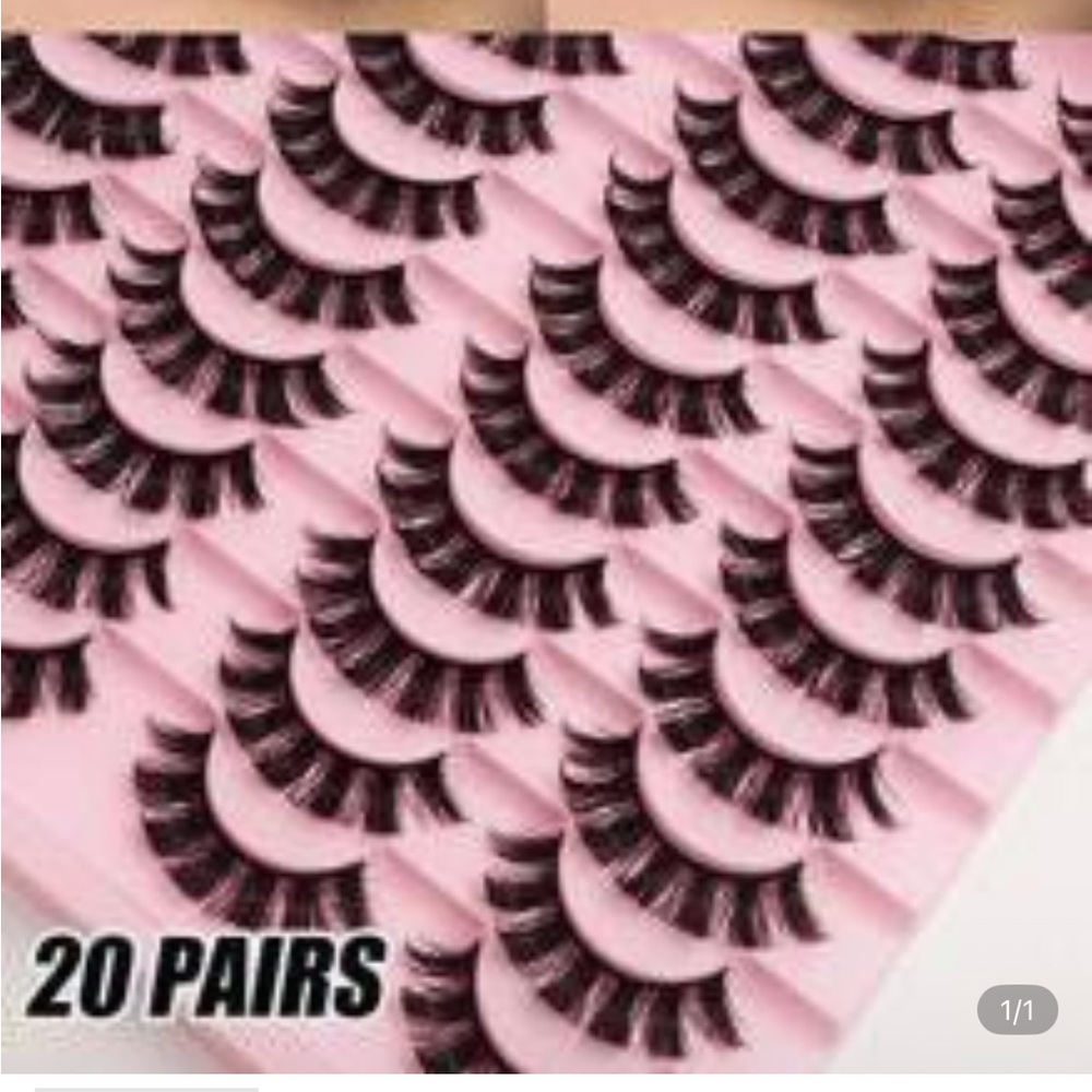20 Pairs of Black False Eyelashes